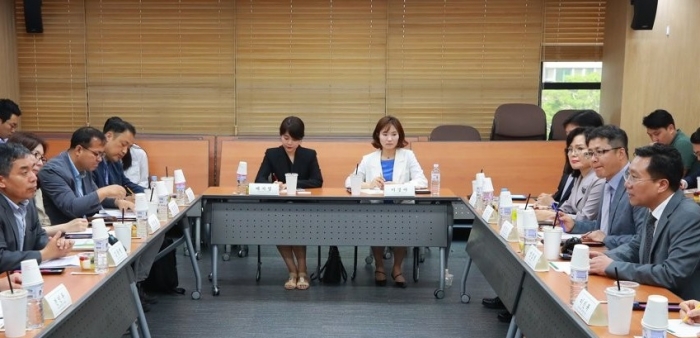 민주연구원과 중소기업연구원의 경청간담회. 사진=연합뉴스 제공