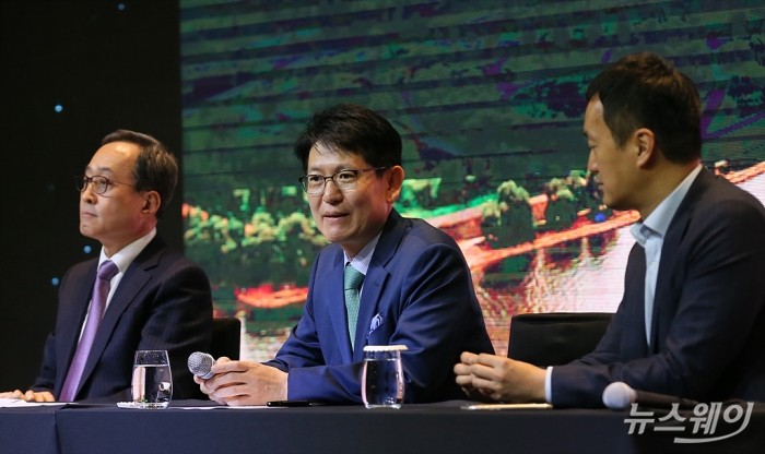 KCGI 미디어 회견-‘한진그룹의 현재 위기 진단과 미래방향, 그리고 전문경영인의 역할’. 사진=이수길 기자 leo2004@newsway.co.kr