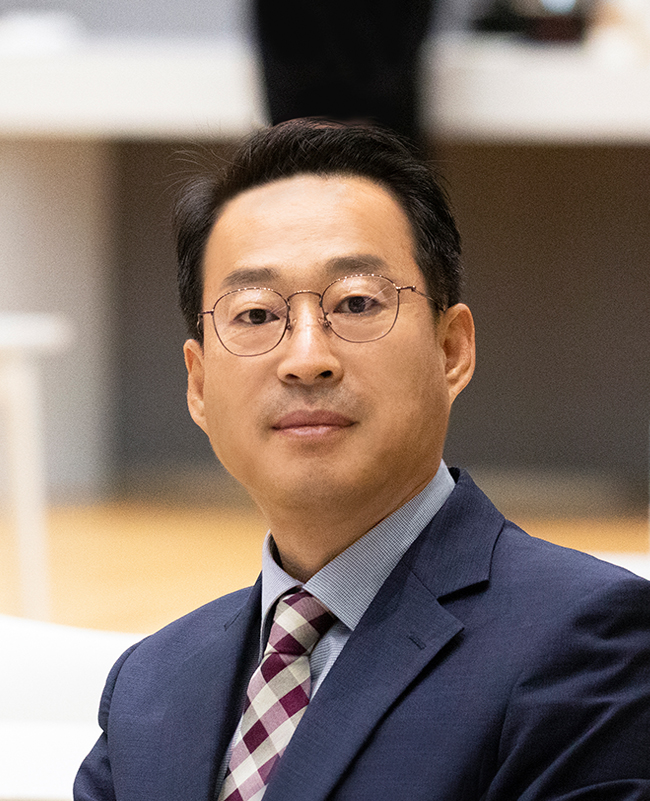 민족주의에 기대려는 모빌리티 기사의 사진