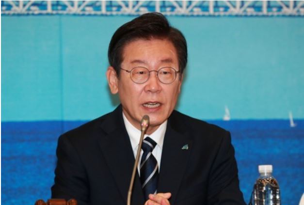 더불어민주당 이재명 대표가 21일 오전 부산 해운대구 벡스코에서 열린 현장 최고위원회에서 발언하고 있다. 사진=연합뉴스 제공