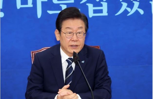 더불어민주당 이재명 대표가 29일 오전 국회에서 열린 당 국정감사 종합상황실 현판식 및 상임위원회 간사단 연석회의에서 발언하고 있다. 사진=국회사진기자단