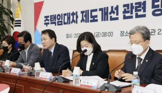 성일종 국민의힘 정책위의장이 11일 국회에서 열린 주택 임대차 제도 개선 관련 당정 협의회에서 발언하고 있다. 사진/ 연합뉴스