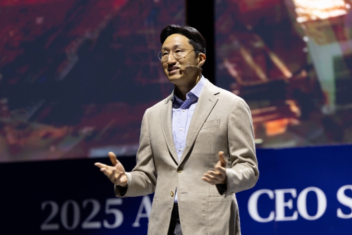 HD현대 정기선 회장이 APEC CEO 서밋 '퓨처 테크 포럼 조선'에서 기조연설을 진행했다. 사진=HD현대 제공