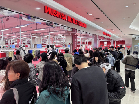 무신사, 매출·영업익 급등···IPO 기대감 상승