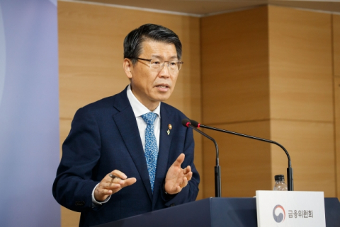 범정부 대책 시급, 거래소 자정작용도 필요