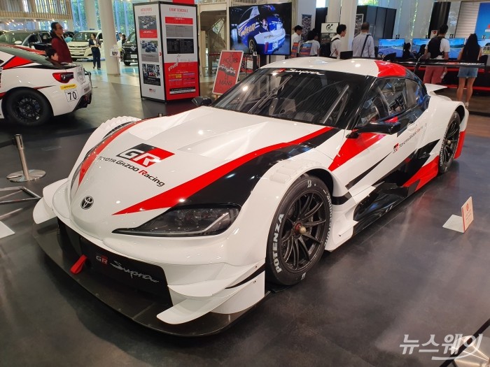 토요타 모터스포츠 팀인 ‘GR존(TOYOTA GAZOO Racing Zone)’은 시승과 모터스포츠의 즐거움을 체험하는 곳으로 자동차를 통한 고객의 즐거움을 강조한다. 사진=윤경현 기자