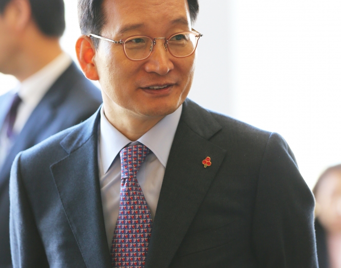 거취 변경 잦은 김상열 회장을 보는 두 가지 시선 기사의 사진