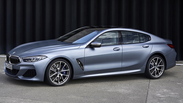 20년 만에 부활한 BMW 뉴 8시리즈는 럭셔리 세그먼트에서 가장 다이내믹한 모델이자 BMW 그룹이 쌓아온 스포츠카 역사의 새로운 장을 여는 모델이다. 사진=BMW 제공