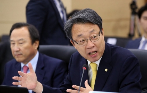 김성식 “이철희, 계속 하시라···하차하면 정치가 바뀌나”