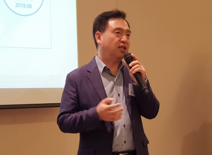 김환열 대표이사가 22일 기자간담회에서 인사말을 하고 있다. 사진=이지숙 기자 jisuk618@naver.co.kr