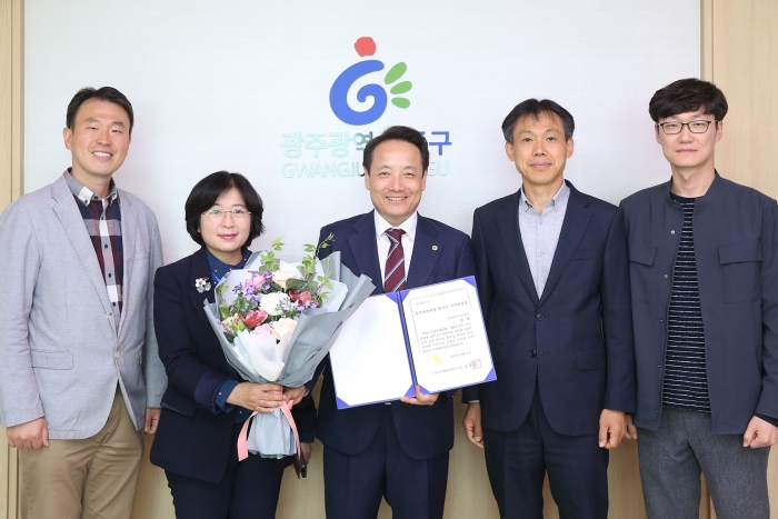 임택 동구청장, 도시재생 최우수지자체장 선정 기사의 사진