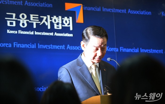 권용원 금융투자협회장 ‘갑질·막말’ 관련 기자회견. 사진=이수길 기자 leo2004@newsway.co.kr