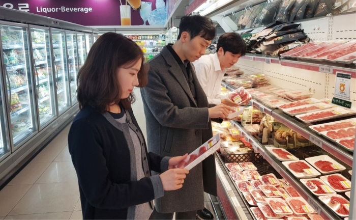 전남농협, 설 명절 대비 식품안전 자체 점검 모습