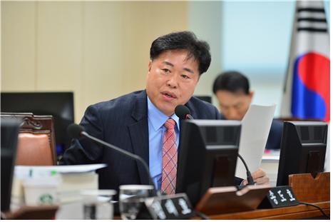 서울시의회 송도호 의원, 운전면허 반납 고령운전자에 추첨 없는 재정지원 추진