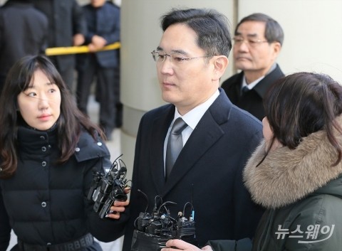 이재용 부회장, 준법감시위 출범 감형수단 질문에···