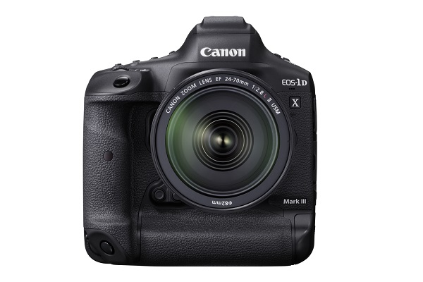 EOS-1D X Mark III는 뛰어난 이미지 퀄리티 성능과 고속성, 정밀한 AF 및 고해상도 영상 성능, 편의성과 안정성을 모두 겸비해 현존하는 디지털카메라 중 최고 성능을 자랑하는 최상위 제품이다. 사진=캐논 제공