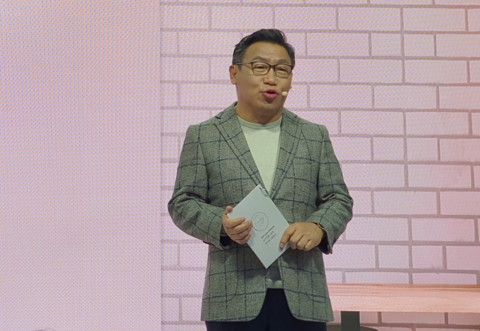 이재승 삼성전자 부사장이 29일 기자간담회에서 ‘그랑데 AI’를 소개하고 있다. 사진=이지숙 기자