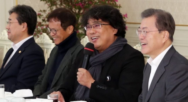 청와대 방문한 봉준호 감독. 사진=연합뉴스