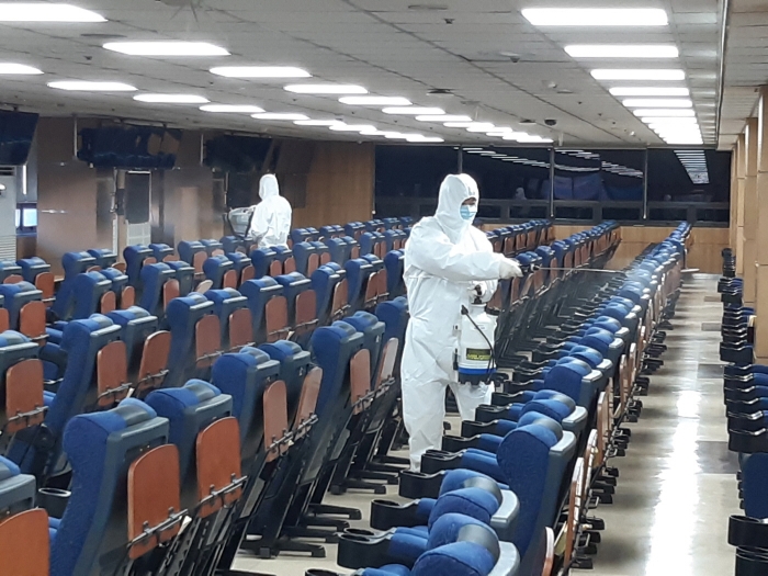 한국마사회 중랑지사, 중랑보건소와 합동 방역활동 실시 모습