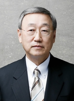 박용현 두산연강재단 이사장.
