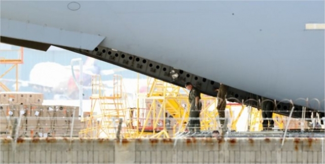 지난달 27일 오후 인천공항에 북대서양조약기구 나토(NATO)의 C-17 글로브마스터 수송기가 루마니아로 출발하기 위해 대기하고 있다. 사진=연합뉴스 제공