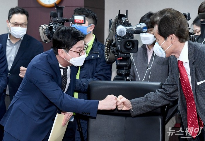 산업통상자원부, ‘신종 코로나 바이러스 감염증(코로나19) 대응을 위한 국내 정유업계 간담회’. 사진=이수길 기자 leo2004@newsway.co.kr