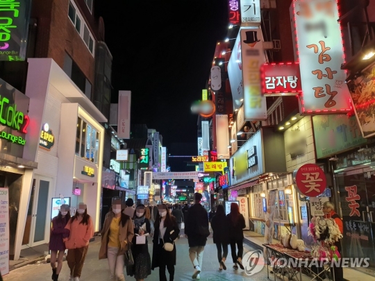 서울의 한 유흥업소 거리. (사진=연합뉴스 제공)
