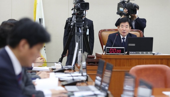 국회 코로나19대책특별위원회 전체회의 모습. 사진=연합뉴스 제공