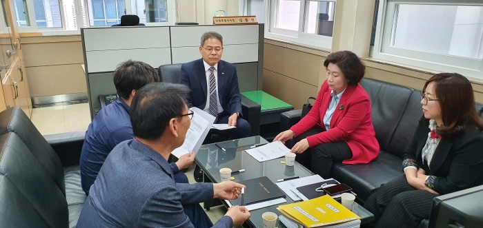 한국마사회 인천부평지사 기부금심의위원회 개최 모습