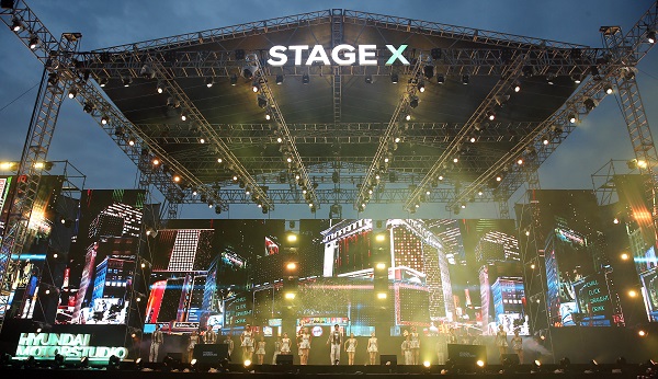 현대차는 현대 모터스튜디오 Stage X 드라이브 인 콘서트의 행사 간식을 인근 고양지역 재래시장에서 구매해 코로나19로 침체된 지역경제 활성화와 소상공인 지원에도 힘을 보탰다. 사진=현대자동차 제공