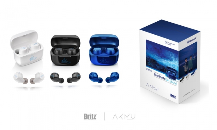 블루투스 이어폰(AKMUTWS)과 블루투스 스피커(BA-AKMU)/사진=YG PLUS