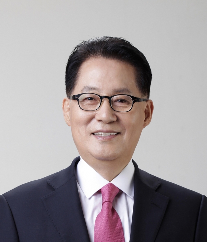 ‘국정원장 내정’ 박지원 “文대통령 위해 충성 다할것··· SNS도 중단” / 사진=청와대