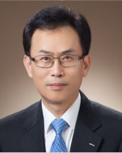 김교현 롯데케미칼 대표 “‘체질개선·핵심역량’ 통해 어려움 돌파할 것” 기사의 사진