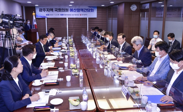 이용섭 광주시장, 현안해결·국비확보 행보 본격화 기사의 사진