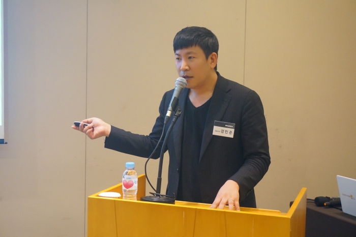 28일 서울 영등포구 여의도에서 열린 IPO 기자간담회에서 프레젠테이션을 진행 중인 강민준 브랜드엑스코퍼레이션 대표. 제공=브랜드엑스코퍼레이션