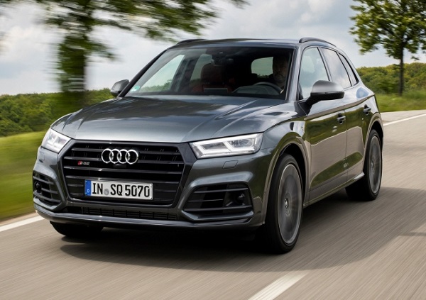 고성능 모델 ‘더 뉴 아우디 SQ5 TDI’는 3.0L V6 디젤 직분사 터보차저(TDI) 엔진과 8단 팁트로닉 자동 변속기를 탑재하여 최고 출력은 347 마력과 최대 토크는 71.4kg.m의 강력하고 스포티한 주행성능을 발휘한다. 사진=아우디 제공