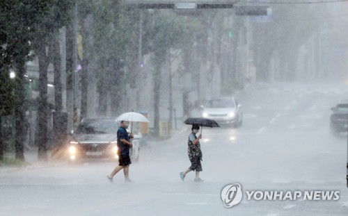 장마. 사진=연합뉴스 자료
