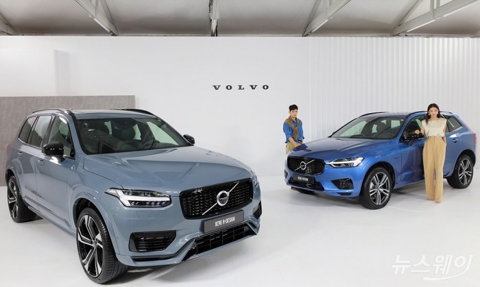 볼보자동차코리아 ‘XC90 및 XC60 T8 R 디자인 에디션’ 공개. 사진=이수길 기자 leo2004@newsway.co.kr