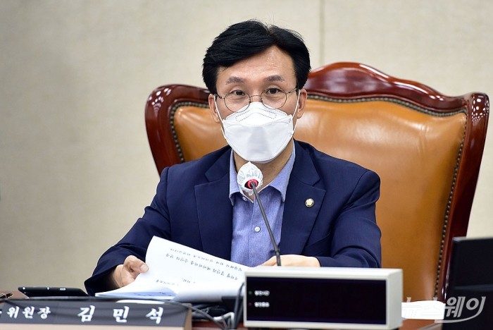 김민석 더불어민주당 의원. 사진=이수길 기자 leo2004@newsway.co.kr