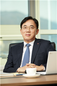 정철동 신임 제8대 한국광산업진흥회장