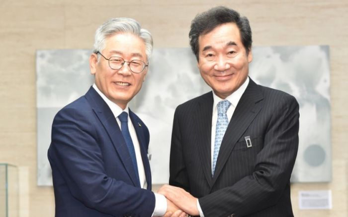 이재명 경기지사와 이낙연 더불어민주당 의원. 사진=연합뉴스 제공