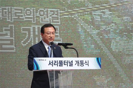 서리풀터널 개통을 축하하는 박시열 의원
