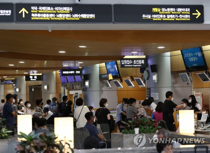 서울 세브란스병원서 코로나19 집단 감염···확진자 10명 발생. 사진=연합뉴스