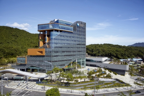 중부발전, 공공기관 최초 사회적경제기업 종사자에게 복지지원금 지급