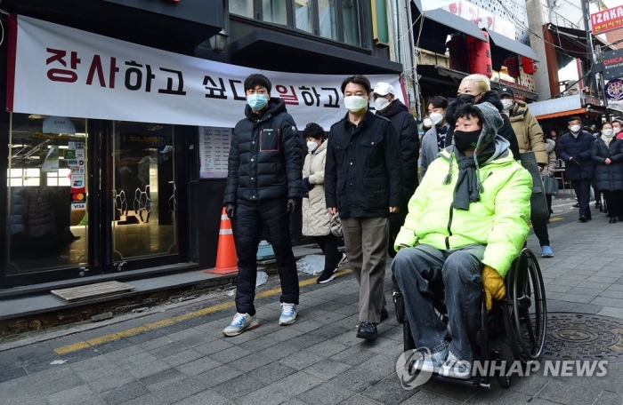 강원래, ‘방역 꼴등’ 발언 공식 사과···“정치 해석 아쉬워” / 사진=연합뉴스
