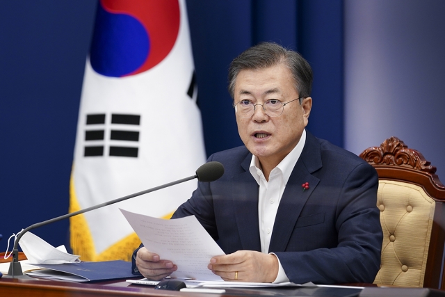 문재인 대통령, 보건복지부·식품의약품안전처·질병관리청 2021년 업무보고. 사진=청와대 제공.