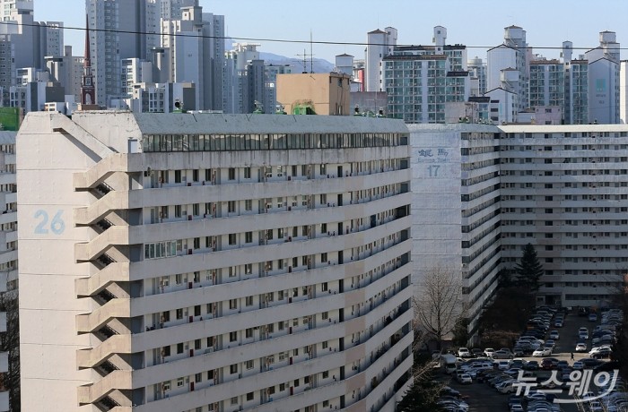 2.4 부동산정책'서울 강남 은마아파트'. 사진=이수길 기자 leo2004@newsway.co.kr