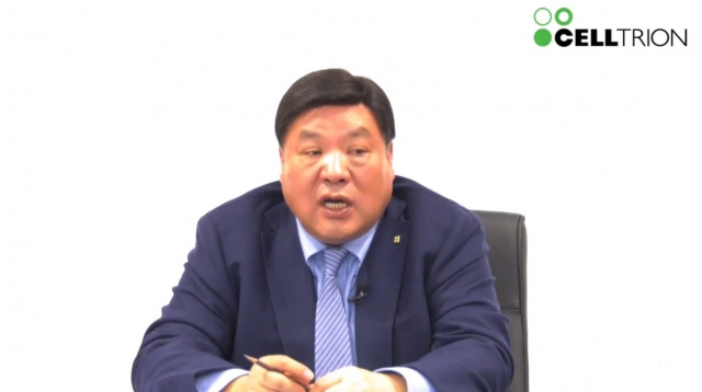 18일 온라인기자간담회에서 서정진 셀트리온 명예회장이 렉키로나주 등에 대해 발표하고 있다. 사진=유튜브 화면 캡처