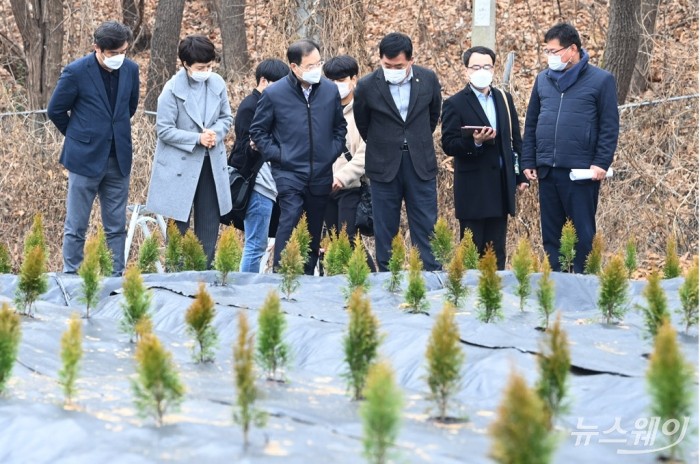 국민의힘 국토교통위 위원, LH공사 직원 투기 의혹 경기도 시흥시 과림동 현장 방문. 사진=국회사진취재단