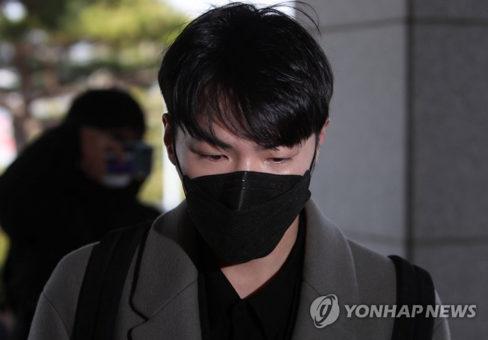 ‘프로포폴 상습투약’ 휘성, 징역 1년·집행유예 2년. 사진=연합뉴스